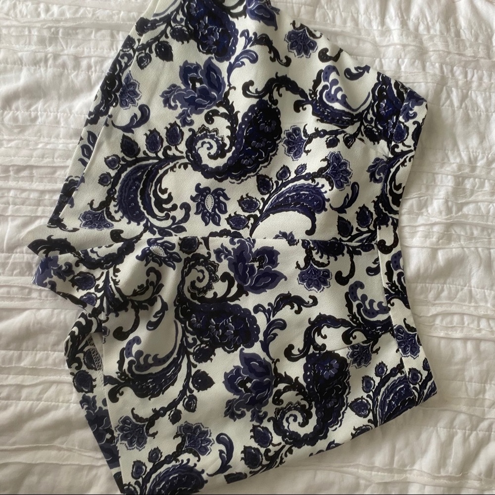 Patterned shorts! - Picture 4 of 5